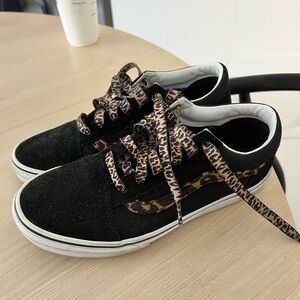 VANS Skateboard Shoes